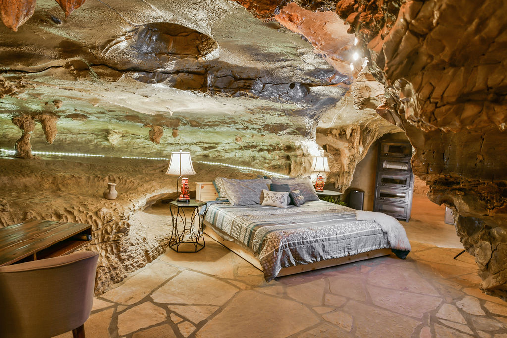 美國阿肯色州貝克漢姆洞穴旅館