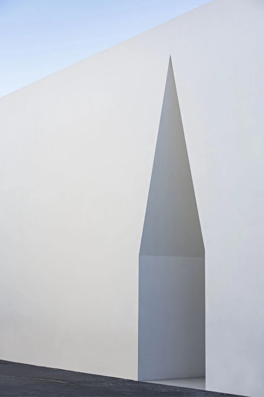 空間設計｜白色是最豐富的顏色——葡萄牙Grândola高齡活動中心｜設計盒子DESIGNBOX