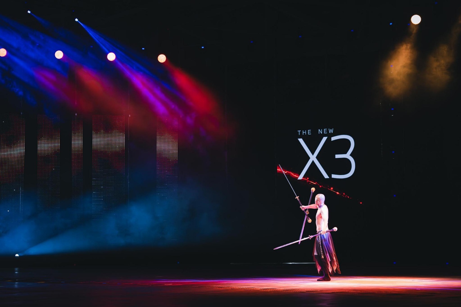 國際競賽報名代辦 │《BMW X3：新境探索 》極象設計 陳朝新 DESIGNBOX設計盒子網路平台3