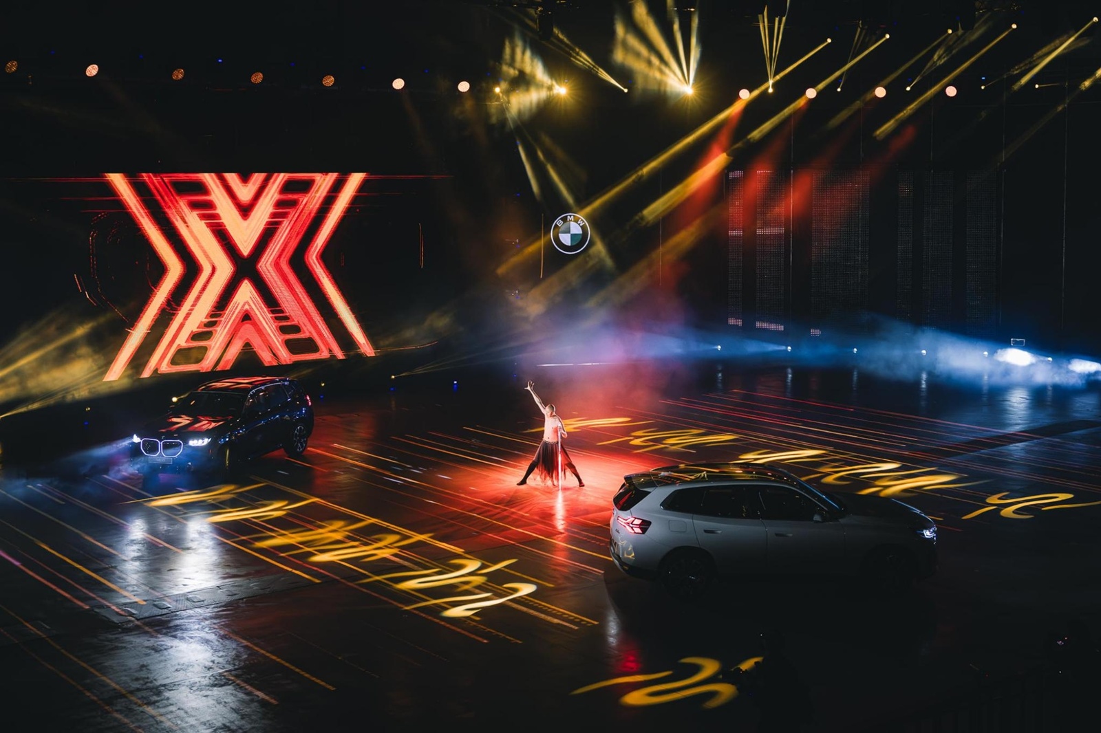 國際競賽報名代辦 │《BMW X3：新境探索 》極象設計 陳朝新 DESIGNBOX設計盒子網路平台5