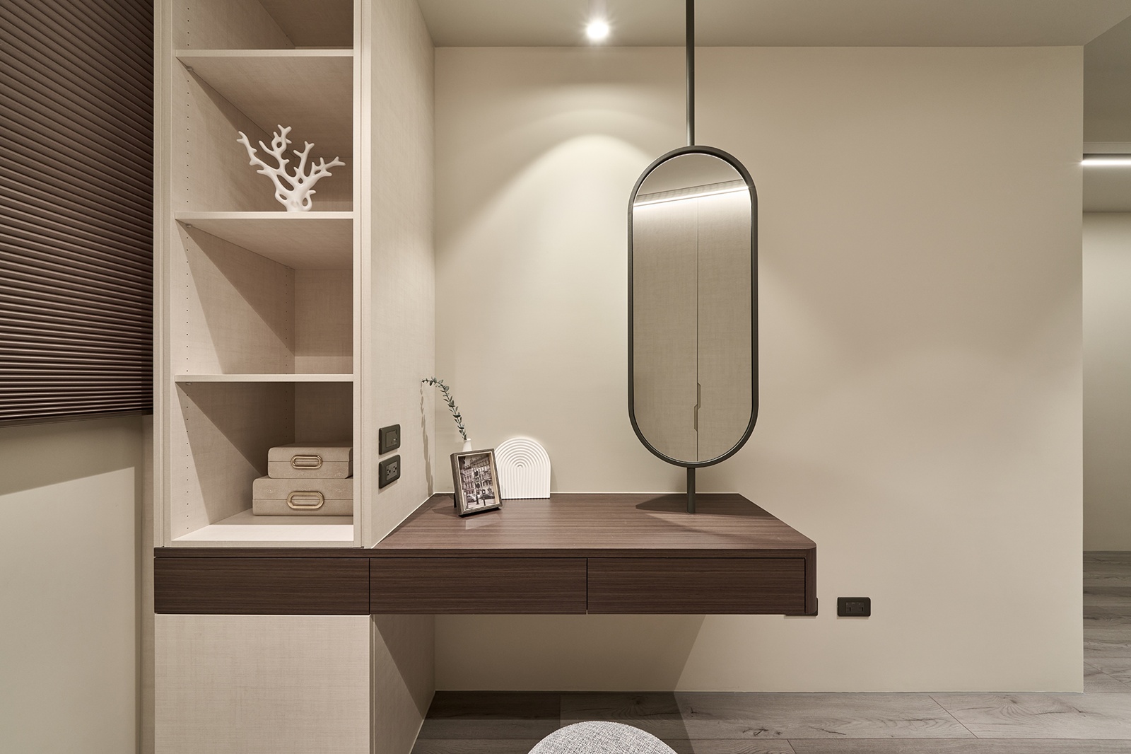 國際競賽報名代辦 │《悠然謐境》灰色大門設計 謝嘉玲 設計盒子DESIGN BOX 10