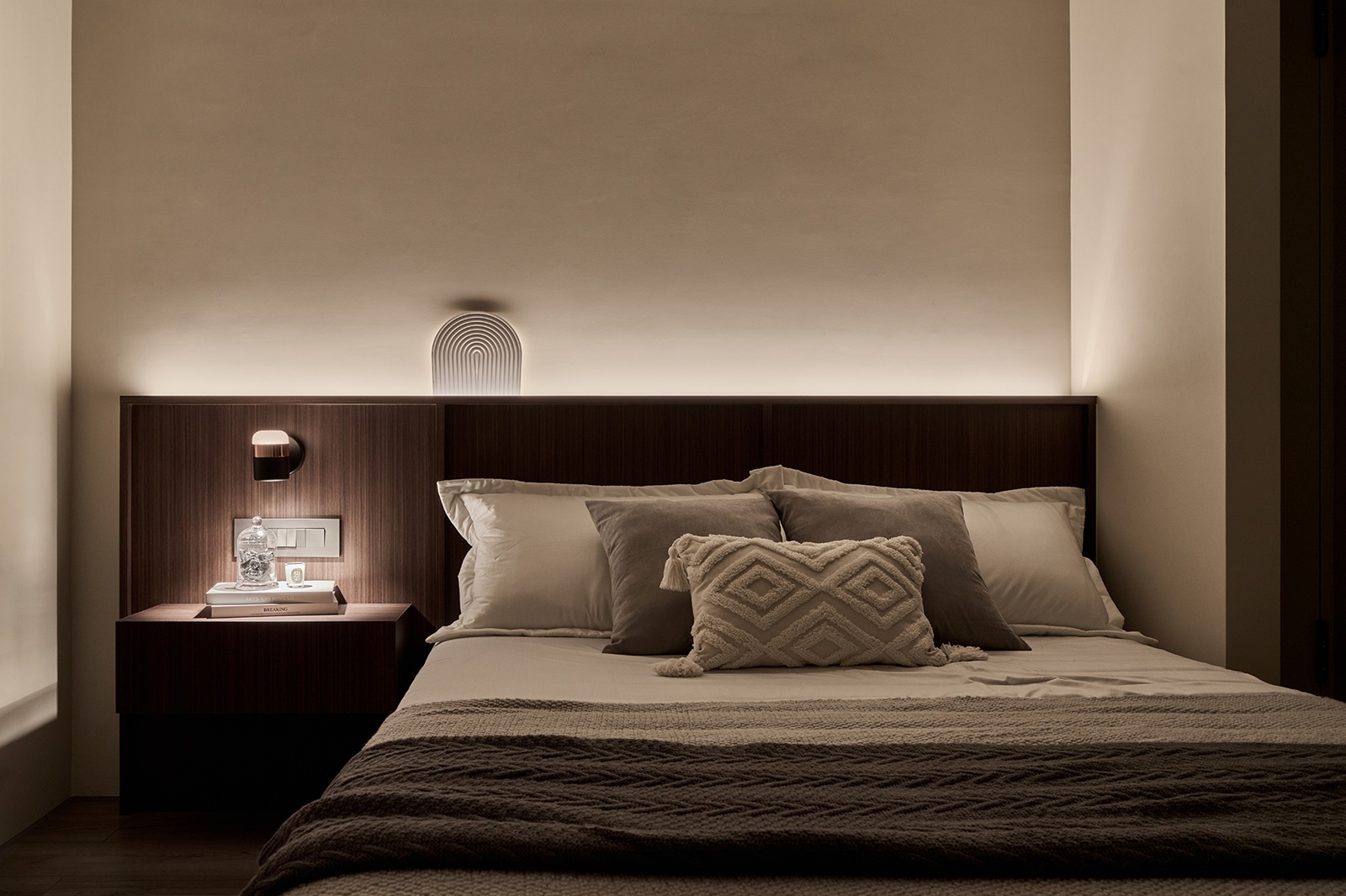 國際競賽報名代辦 │《悠然謐境》灰色大門設計 謝嘉玲 設計盒子DESIGN BOX 9