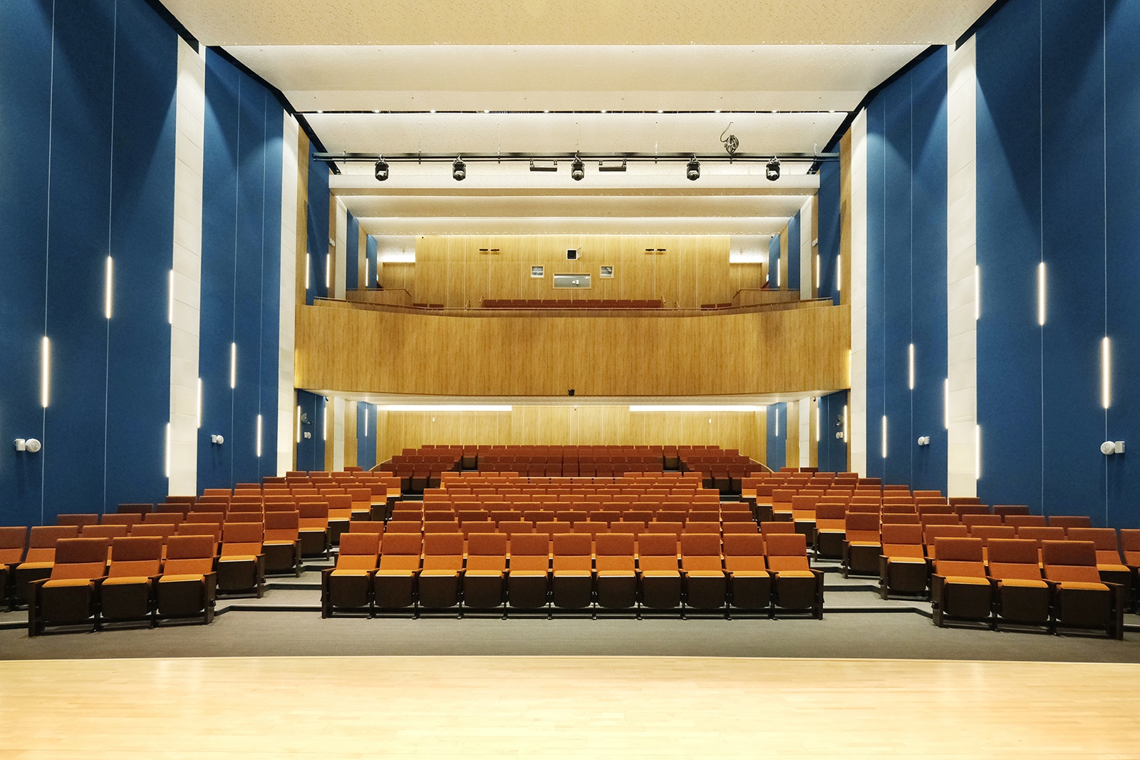 協助報名國際獎項 │《 承古啟新：公共演藝廳再生設計》張志成建築師事務所 設計盒子DESIGN BOX 