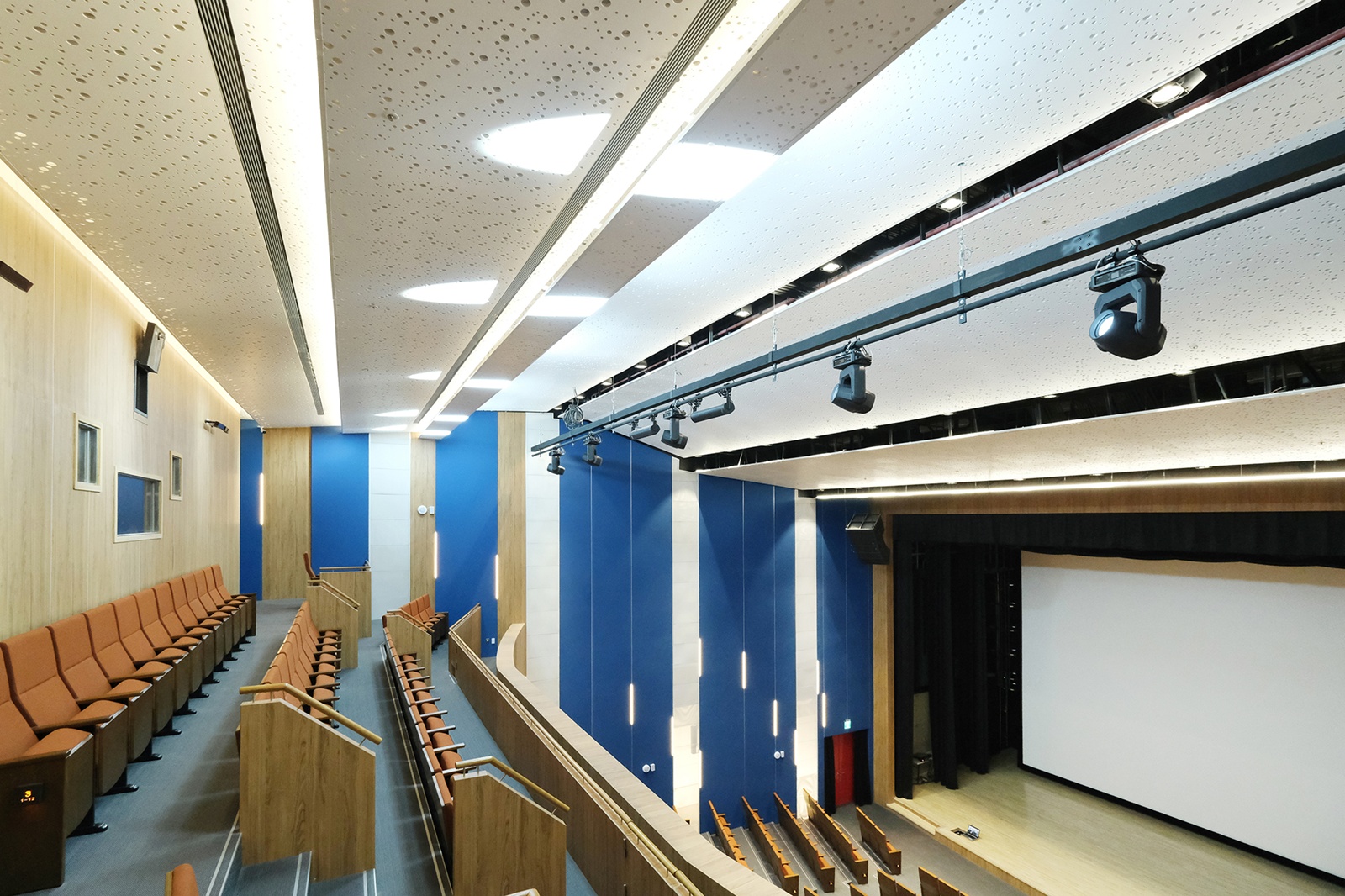 協助報名國際獎項 │《 承古啟新：公共演藝廳再生設計》張志成建築師事務所 設計盒子DESIGN BOX 6