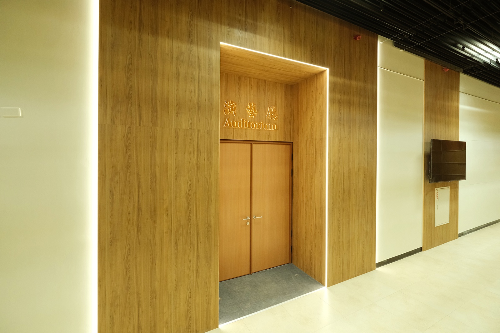 協助報名國際獎項 │《 承古啟新：公共演藝廳再生設計》張志成建築師事務所 設計盒子DESIGN BOX 10