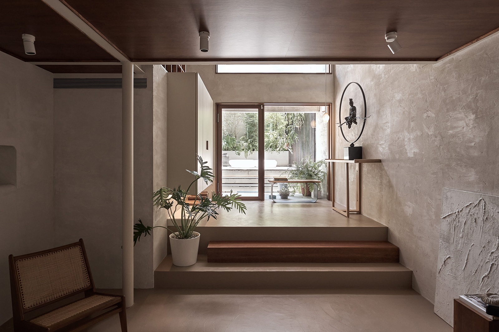 協助報名國際獎項 │《樸質通境》灰色大門設計 謝嘉玲 設計盒子DESIGN BOX