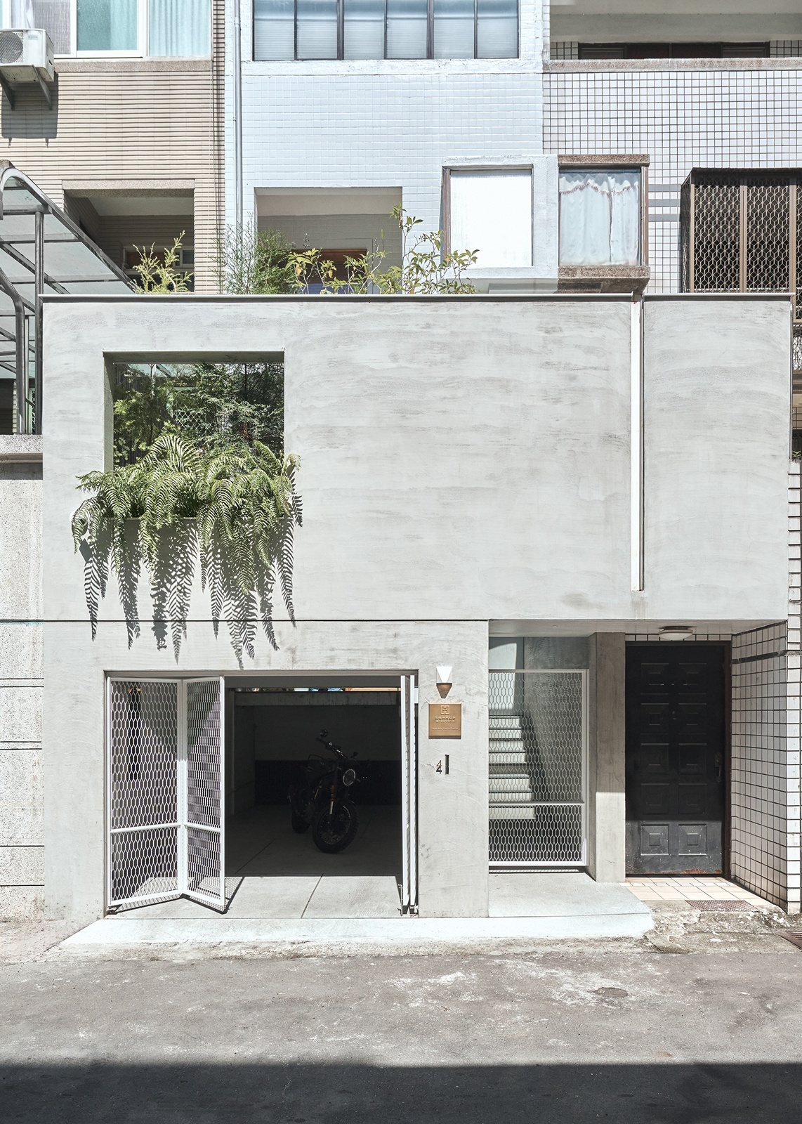 協助報名國際獎項 │《樸質通境》灰色大門設計 謝嘉玲 設計盒子DESIGN BOX 9