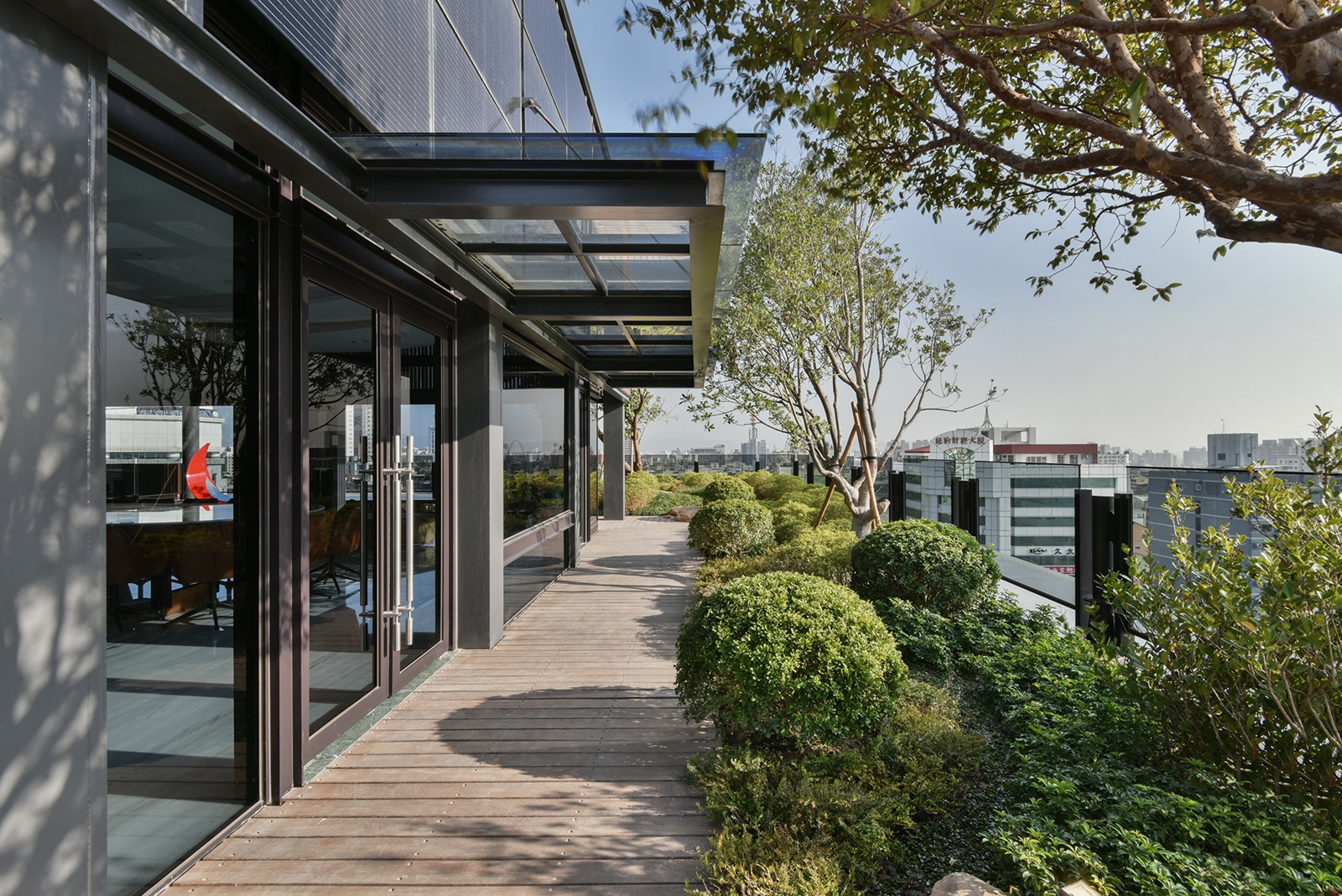 國際競賽報名代辦 │《丰二三》晨禎營造股份 黃志東 設計盒子DESIGN BOX7