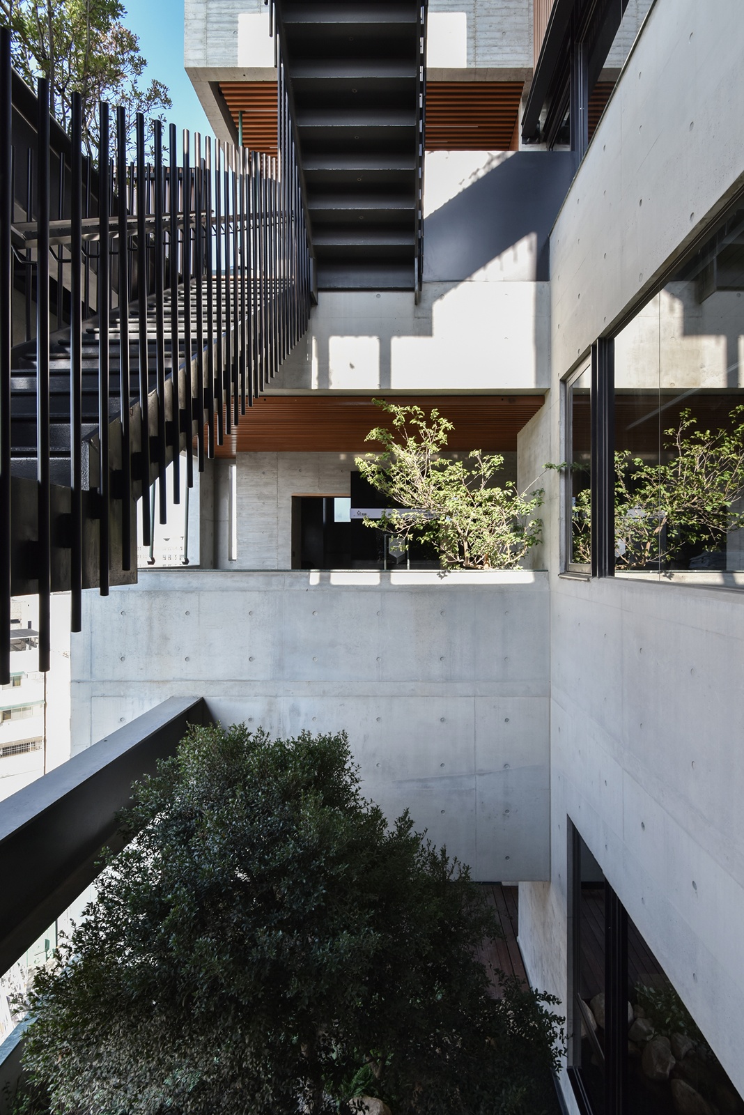 國際競賽報名代辦 │《丰二三》晨禎營造股份 黃志東 設計盒子DESIGN BOX8