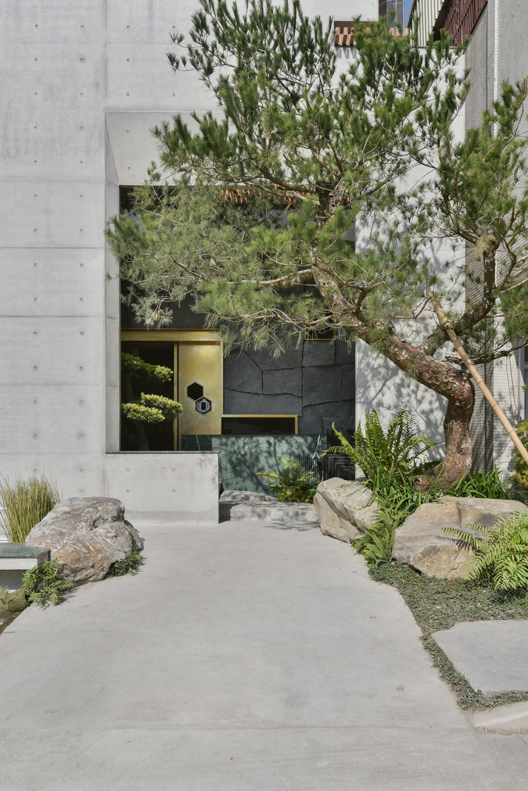 國際競賽報名代辦 │《丰二三》晨禎營造股份 黃志東 設計盒子DESIGN BOX9