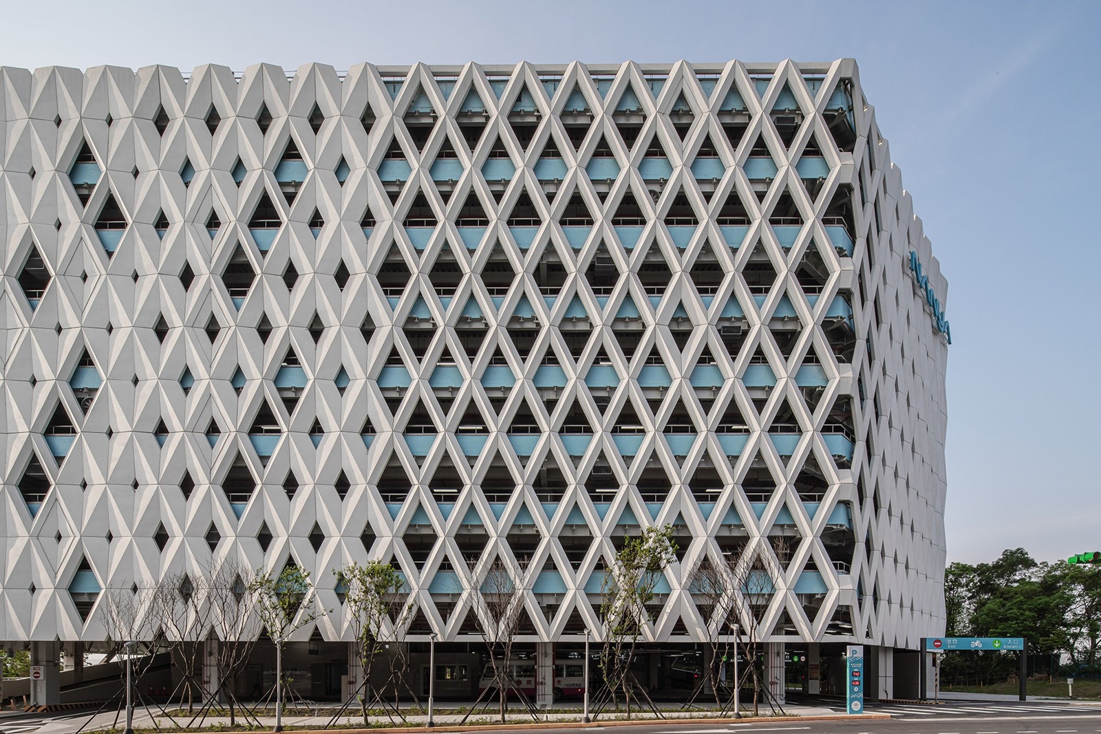 國際競賽報名代辦 │ 《線構藝術之築》雋品建築 設計盒子DESIGN BOX2