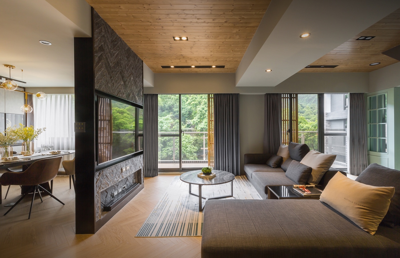 台北室內設計師推薦 │ 層序流轉，山景入框 │ 三宅一秀 郁琇琇 設計盒子DESIGN BOX