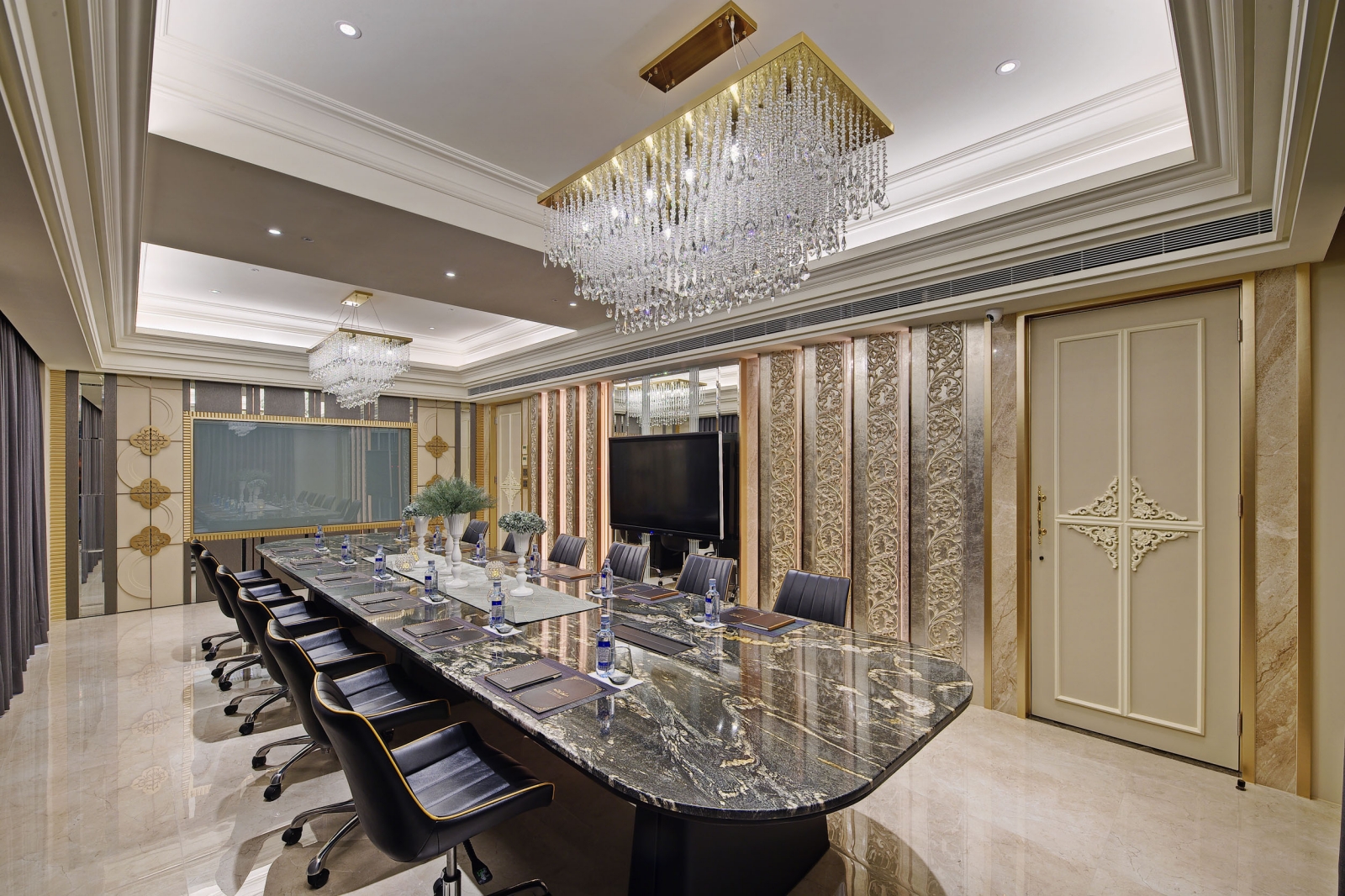 台中室內設計師推薦 │ 金映雅宴，藏光華章 │ 三宅一秀 郁琇琇 設計盒子DESIGN BOX6